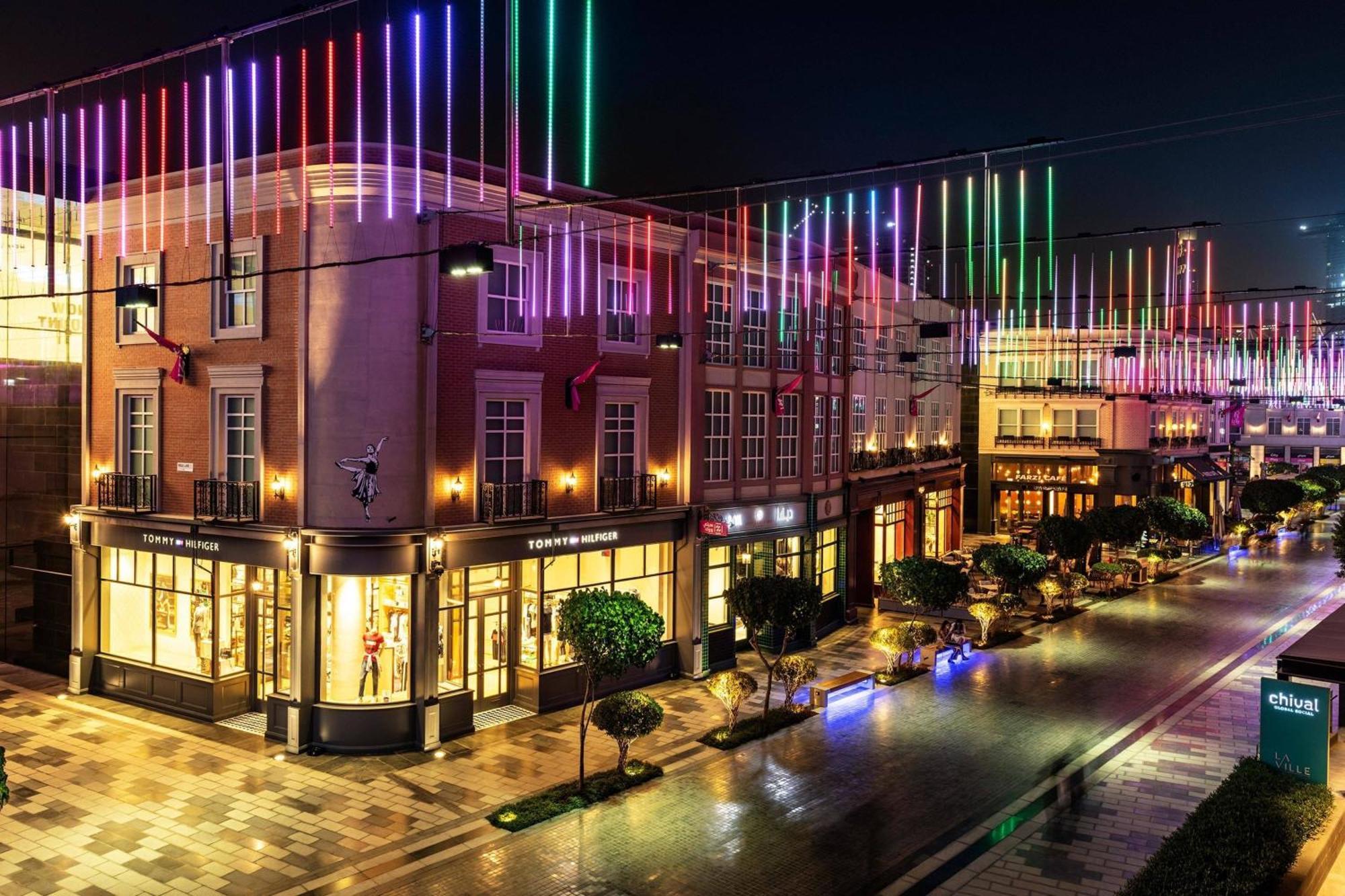 La Ville Hotel & Suites City Walk Dubai, Autograph Collection Екстериор снимка The Village Outlet