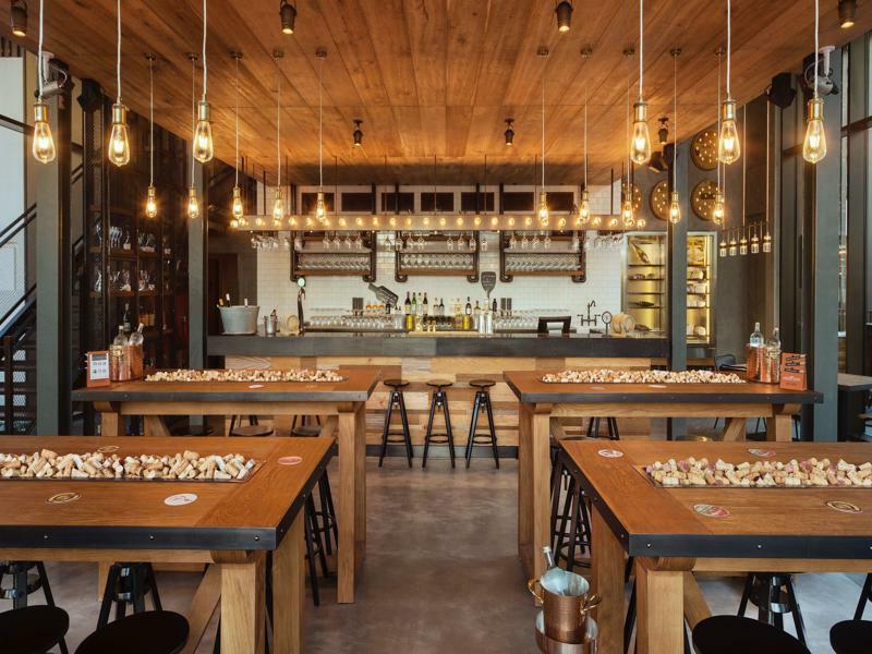 La Ville Hotel & Suites City Walk Dubai, Autograph Collection Екстериор снимка Tasting room at the San Francisco Wine Center
